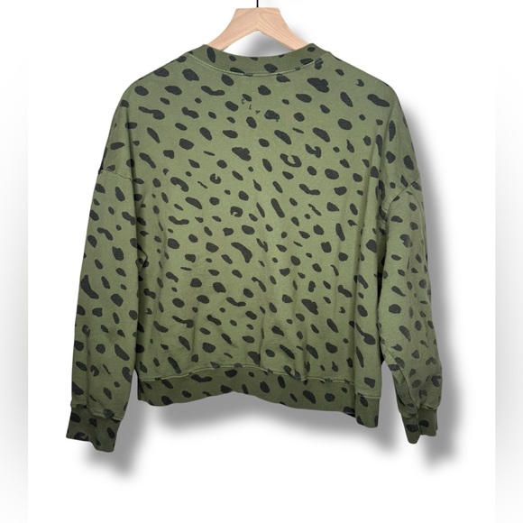 Clare V. Le Drop Sweatshirt Army Jag Green Animal Print Crop Sz XL - Picture 4 of 11